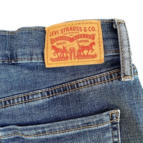 Levi’s Jean Short 26 Mid Length Denim - Picture 7 of 9